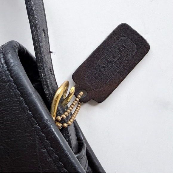 Vintage Coach Saddle Pouch Bag 9590 Black Glovetanned Leather New York City USA - Picture 11 of 15